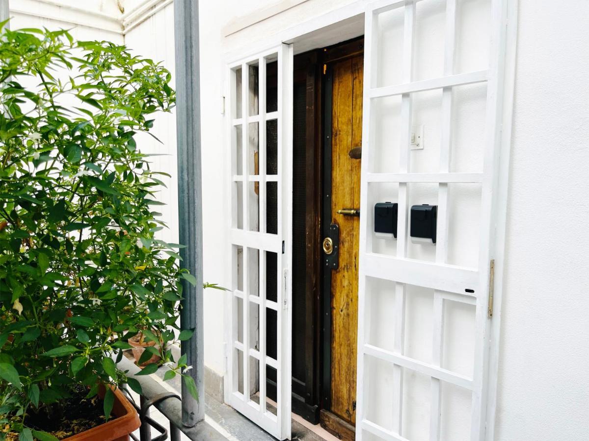 Apartment Milo - Trastevere's Gem *